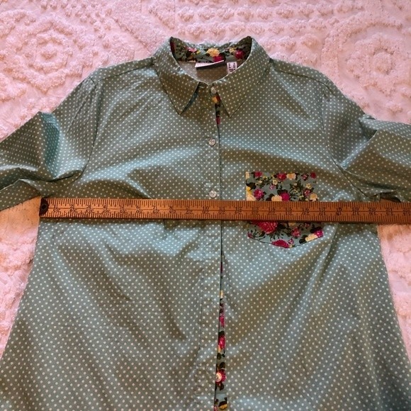 Susan Graver Button down Blouse, sz 12, aqua polka dot & floral, cotton/spandex - Picture 4 of 8